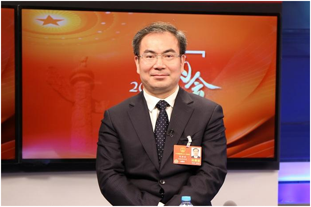 全國人大代表、張家界市市長劉革安：扶持發(fā)展“小新星”企業(yè)，推進(jìn)企業(yè)上市“破零倍增”計(jì)劃